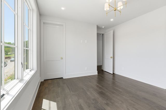 4518 Belmont Park Ter, Nashville, TN 37215
