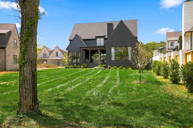 4518 Belmont Park Ter, Nashville, TN 37215