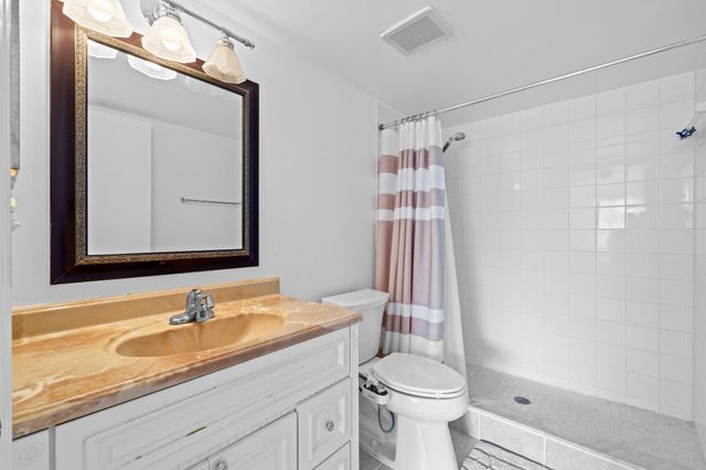 1000 Crestwood Ct Court S 1013, Royal Palm Beach, FL 33411