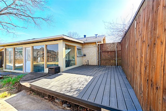 2241 Lockwood Drive, Carrollton, TX 75007