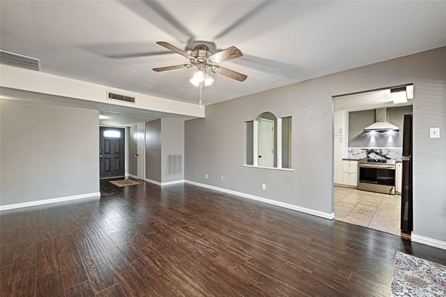 2241 Lockwood Drive, Carrollton, TX 75007