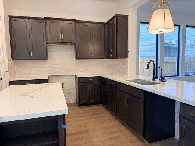 9910 Red Knot, Mont Belvieu, TX 77523