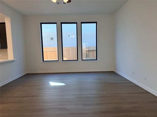 9910 Red Knot, Mont Belvieu, TX 77523