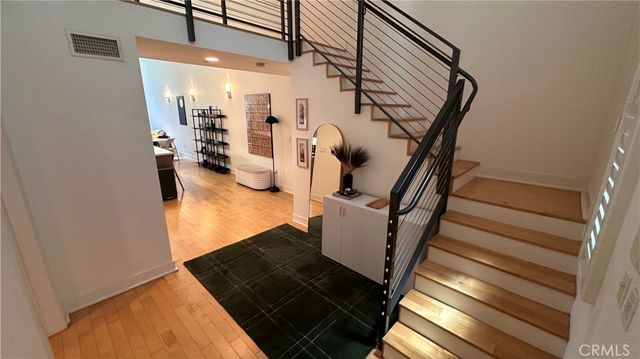 12837 Moorpark Street 107, Studio City, CA 91604