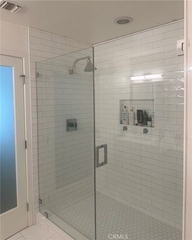 12837 Moorpark Street 107, Studio City, CA 91604
