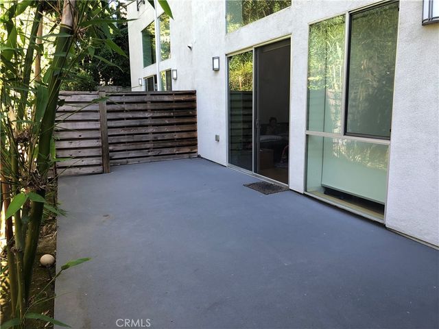 12837 Moorpark Street 107, Studio City, CA 91604