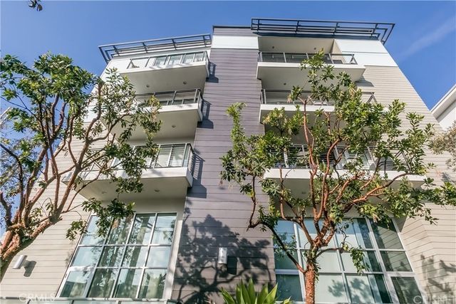 12837 Moorpark Street 107, Studio City, CA 91604