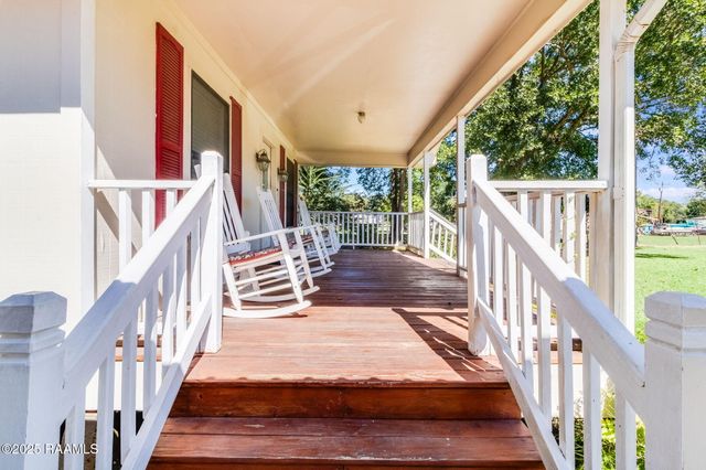 3324 Main Highway, Breaux Bridge, LA 70517