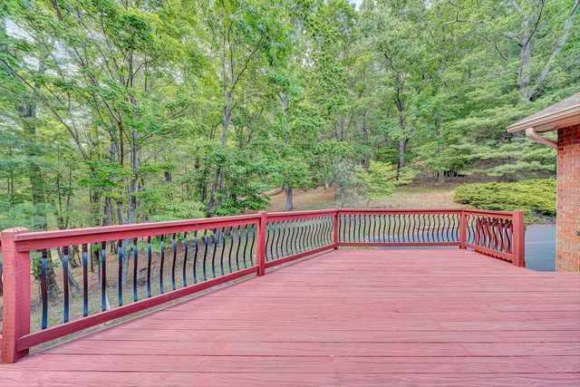 8214 Winterwood TRL, Roanoke, VA 24018