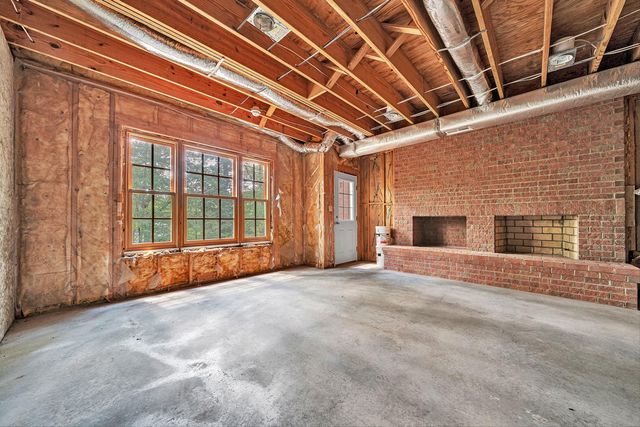 8214 Winterwood TRL, Roanoke, VA 24018