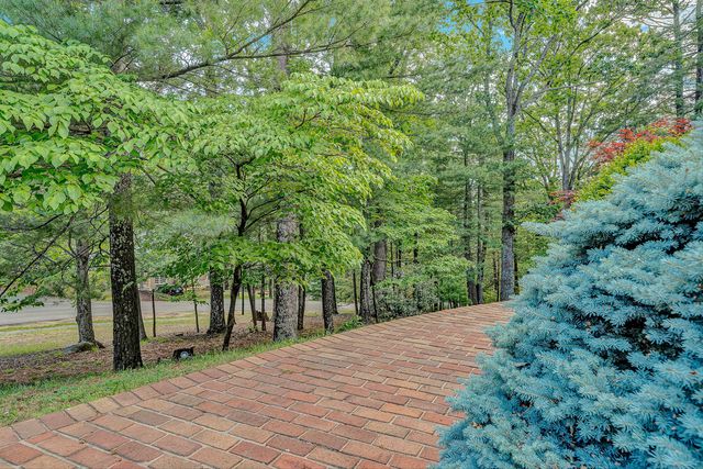 8214 Winterwood TRL, Roanoke, VA 24018