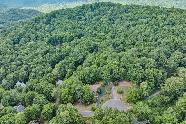 8214 Winterwood TRL, Roanoke, VA 24018