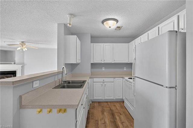 133 James Road 2B, High Point, NC 27265