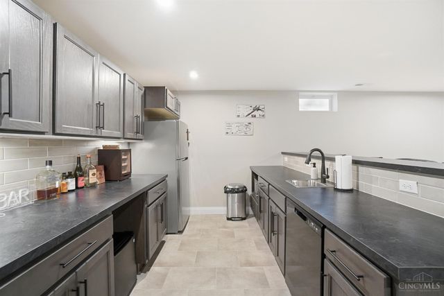 1479 Wexler Court, Hamilton Twp, OH 45039