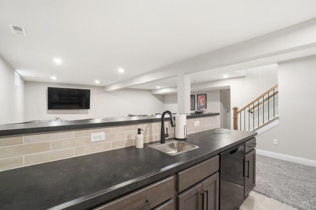 1479 Wexler Court, Hamilton Twp, OH 45039