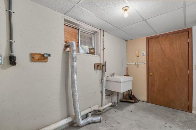 35 Hattie Avenue, Blue Eye, MO 65611