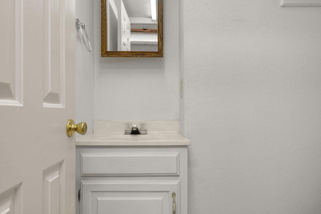 35 Hattie Avenue, Blue Eye, MO 65611