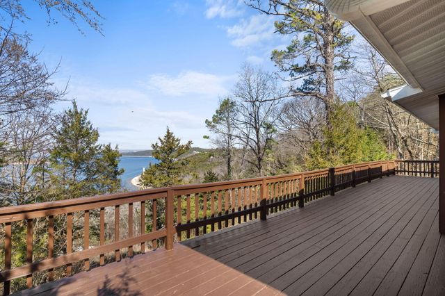 35 Hattie Avenue, Blue Eye, MO 65611