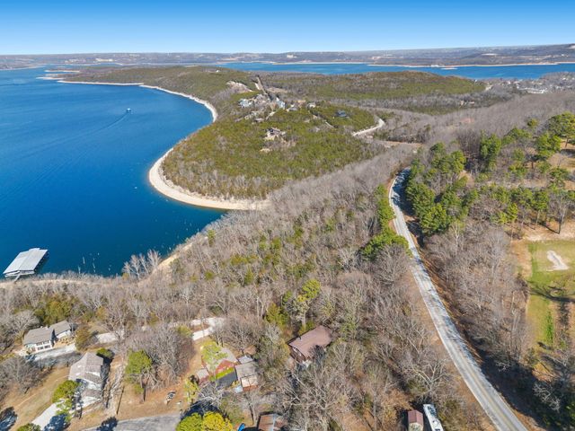 35 Hattie Avenue, Blue Eye, MO 65611