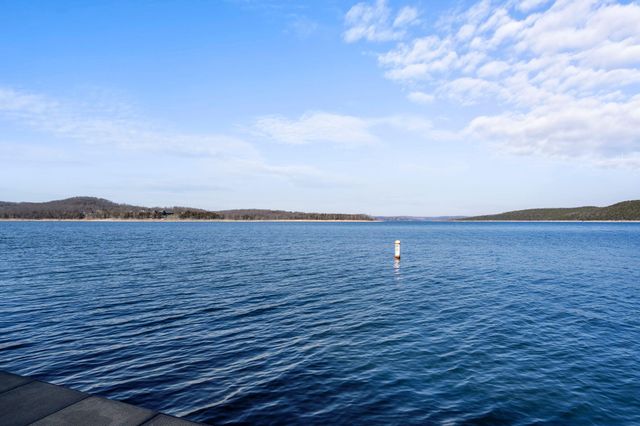 35 Hattie Avenue, Blue Eye, MO 65611