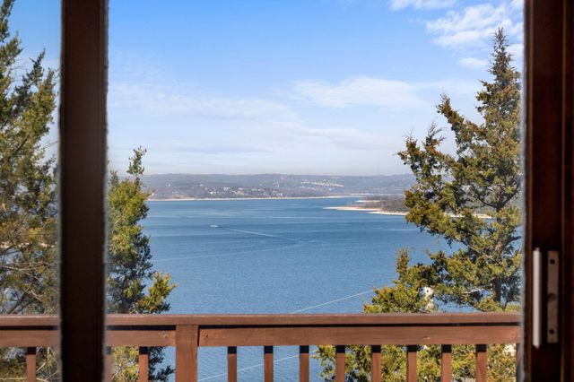 35 Hattie Avenue, Blue Eye, MO 65611