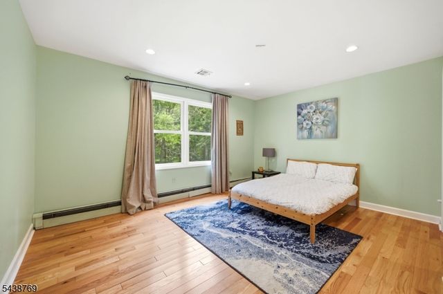 11 Anthony Ave, Edison Twp., NJ 08820