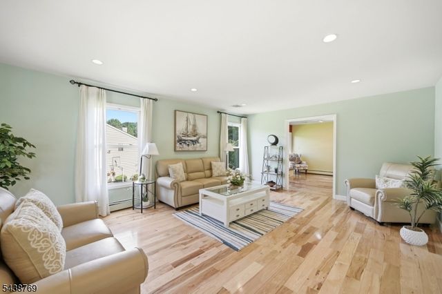 11 Anthony Ave, Edison Twp., NJ 08820