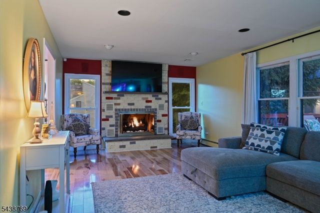 11 Anthony Ave, Edison Twp., NJ 08820