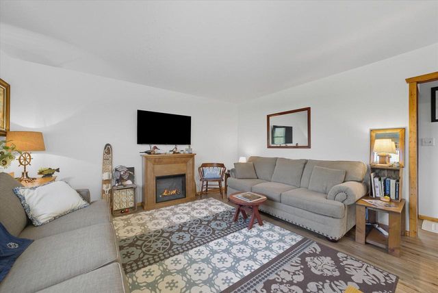 W138 North STREET, Cascade, WI 53011