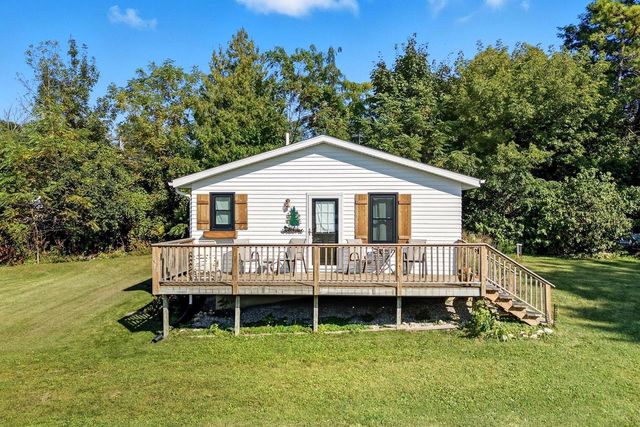 W138 North STREET, Cascade, WI 53011