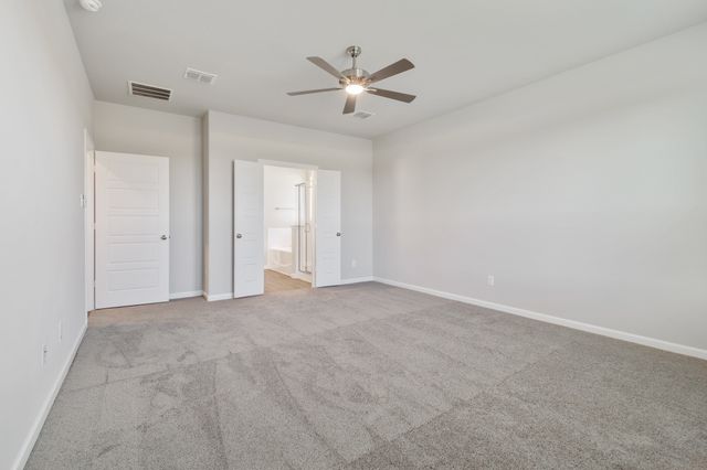 10512 Blakely Creek Road, Fort Worth, TX 76126