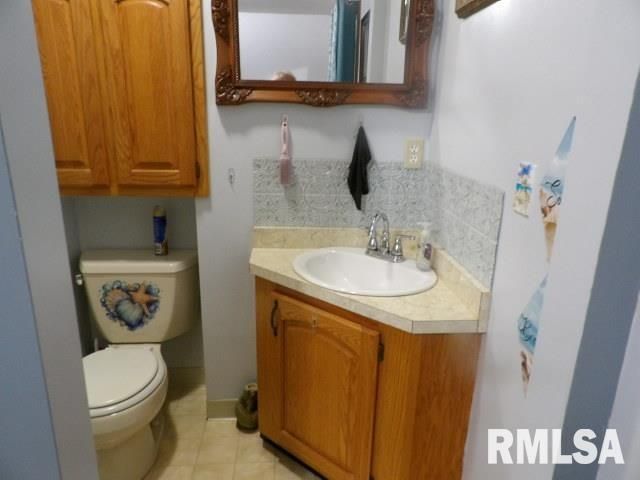 4490 Brushy Creek Church Road, Galatia, IL 62935