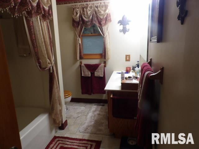 4490 Brushy Creek Church Road, Galatia, IL 62935