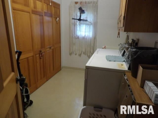 4490 Brushy Creek Church Road, Galatia, IL 62935