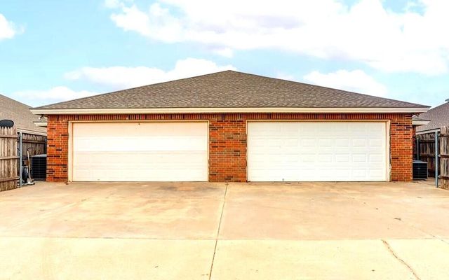 608 N Bangor Avenue, Lubbock, TX 79416