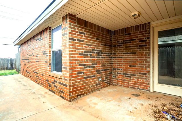 608 N Bangor Avenue, Lubbock, TX 79416