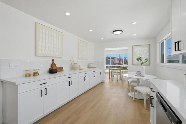 249 Gateway Drive, Pacifica, CA 94044