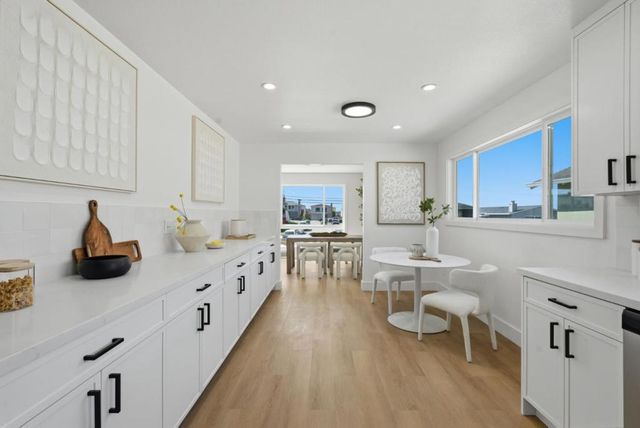 249 Gateway Drive, Pacifica, CA 94044