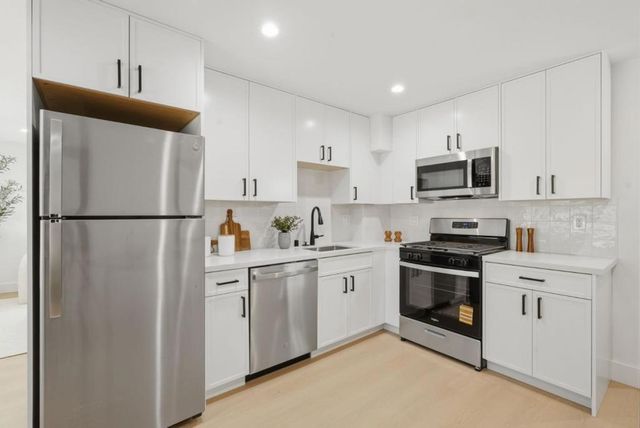 249 Gateway Drive, Pacifica, CA 94044