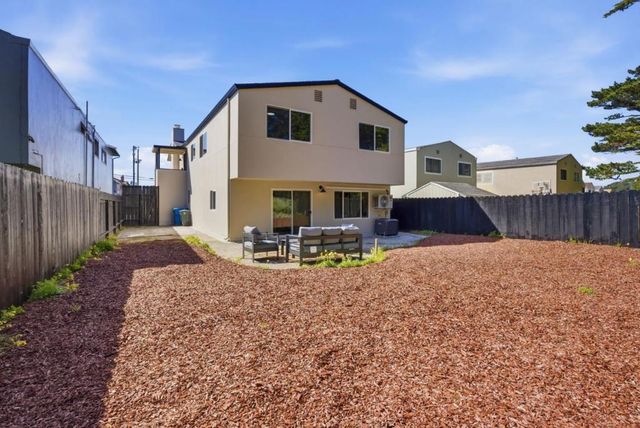 249 Gateway Drive, Pacifica, CA 94044