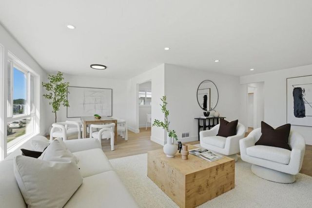 249 Gateway Drive, Pacifica, CA 94044