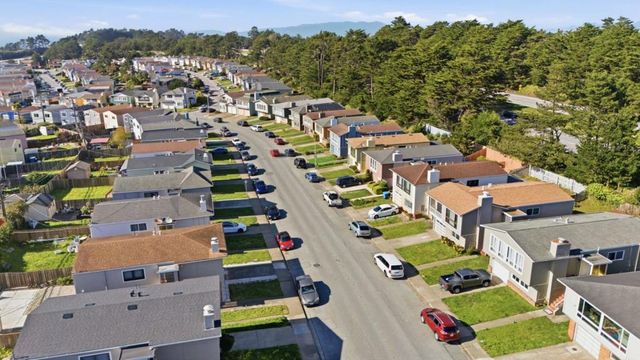 249 Gateway Drive, Pacifica, CA 94044