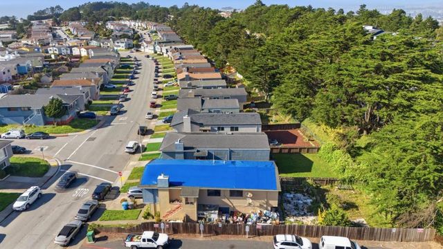 249 Gateway Drive, Pacifica, CA 94044