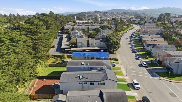 249 Gateway Drive, Pacifica, CA 94044