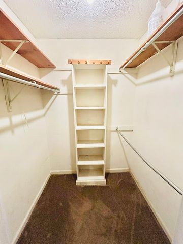 6738 ROSS RIDGE DR, Memphis, TN 38141