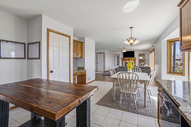 26511 S Overland Drive, Channahon, IL 60410