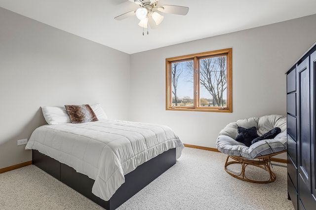 26511 S Overland Drive, Channahon, IL 60410