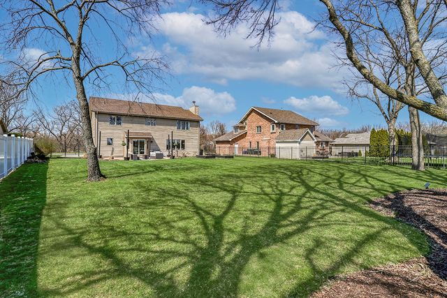 26511 S Overland Drive, Channahon, IL 60410