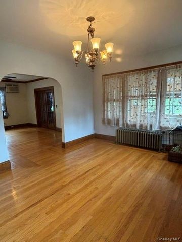 176 Orange Avenue, Suffern, NY 10901