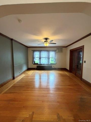 176 Orange Avenue, Suffern, NY 10901